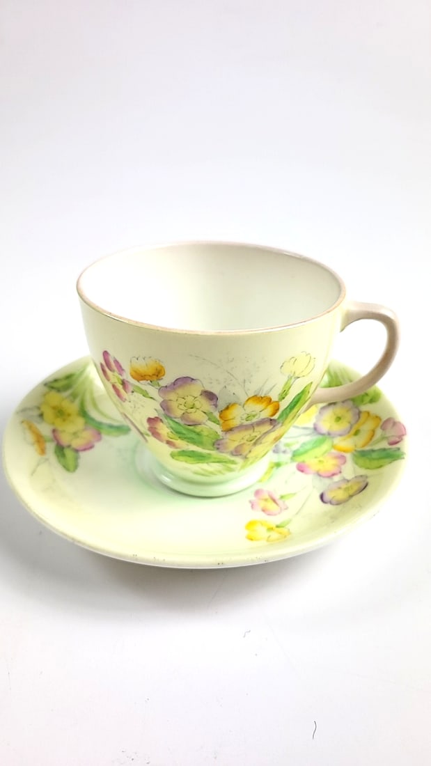 Vintage Old Royal China Floral Teacup and Saucer Set â€“ Yellow Purple Flowers: This is a general auction of estate goods. All items as as pictured. Local pick up will be on 3/14 at our warehouse in Sodo (3429 Airport Way S) from 10am-1pm. Items not picked up will be subjec