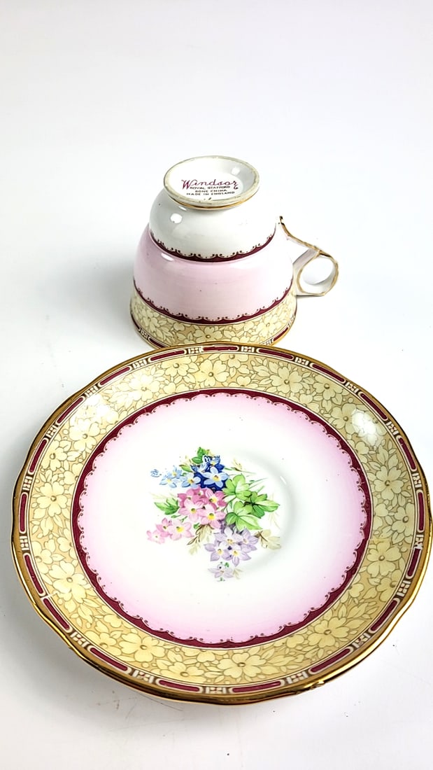 Vintage Windsor Royal Stafford Bone China Floral Porcelain Teacup and Saucer Set Pink Gold Trim F... - 2