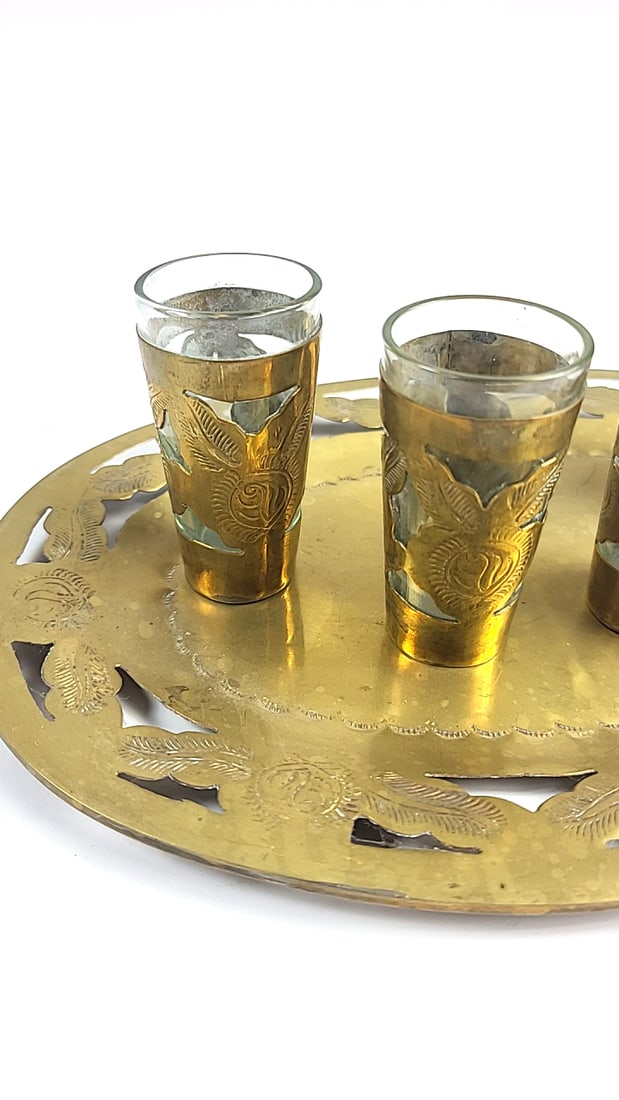Vintage Gold-Tone Metal Wrapped Shot Glass Set with Metal Tray - 4 Pieces - Decorative Design - 2