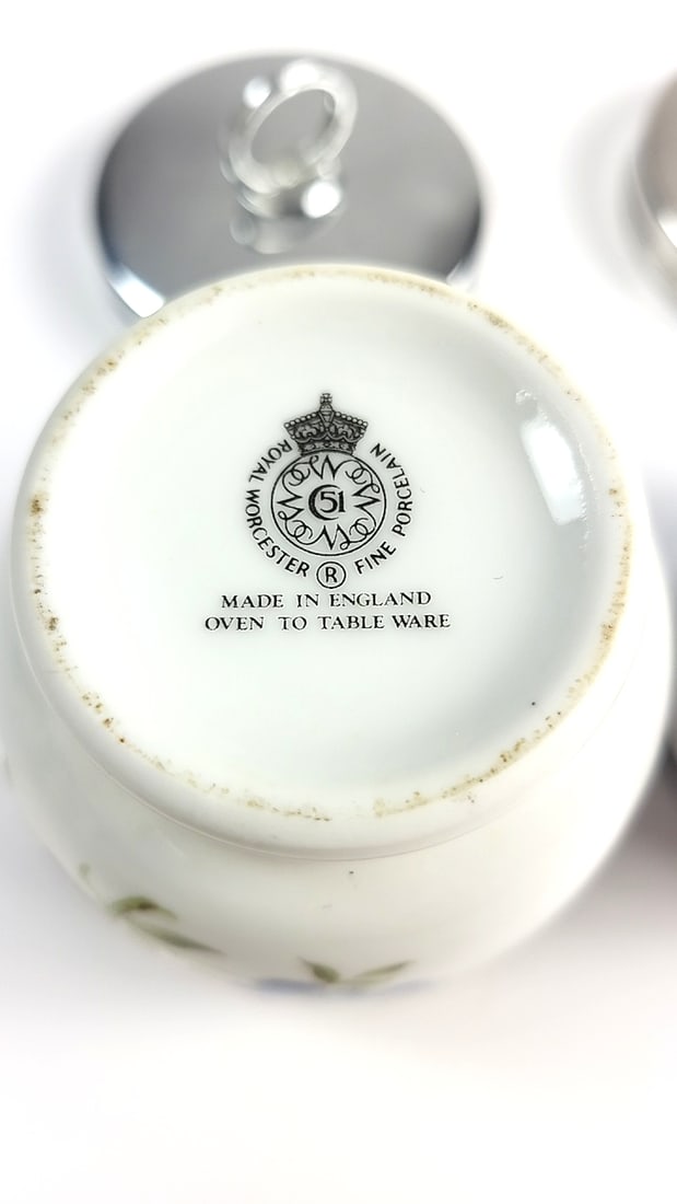 Royal Worcester Oven to Tableware Floral Ceramic Jars with Metal Screw Lids - Set of 2 - 2