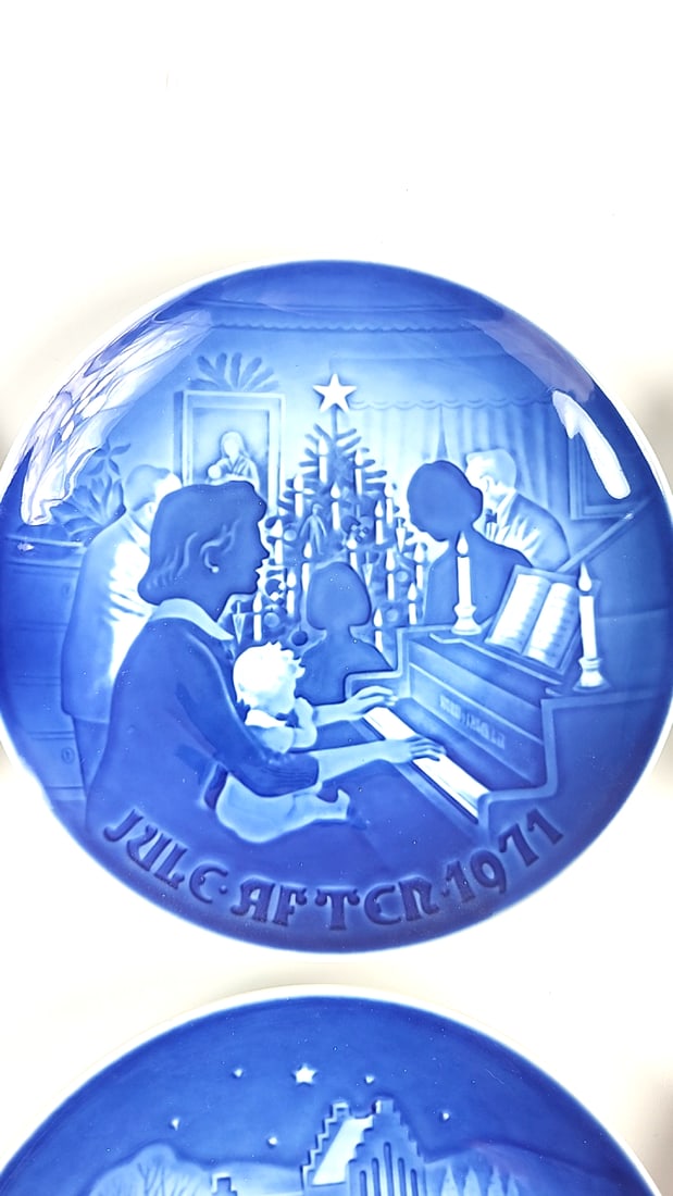 Lot of 12 Copenhagen Porcelain Christmas Plates 1970 - 1980, 1984 Blue & White Christmas Collector - 3