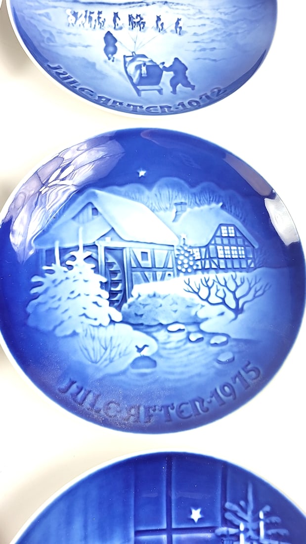 Lot of 12 Copenhagen Porcelain Christmas Plates 1970 - 1980, 1984 Blue & White Christmas Collector - 7