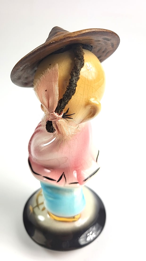A Josef Original California "Tee Hee" 107 M.J.G. Ceramic Figurine Asian Girl - 2