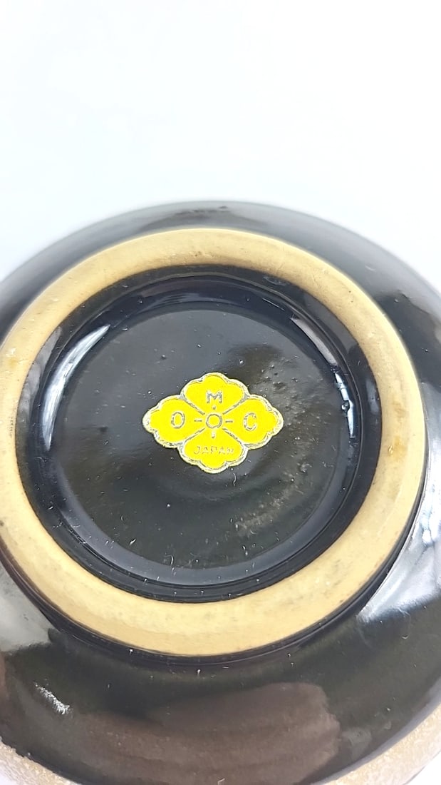 Vintage OMC Japan Ceramic Tea Bowls with Kanji Calligraphy - Beige Interior, Set of 2 - 5