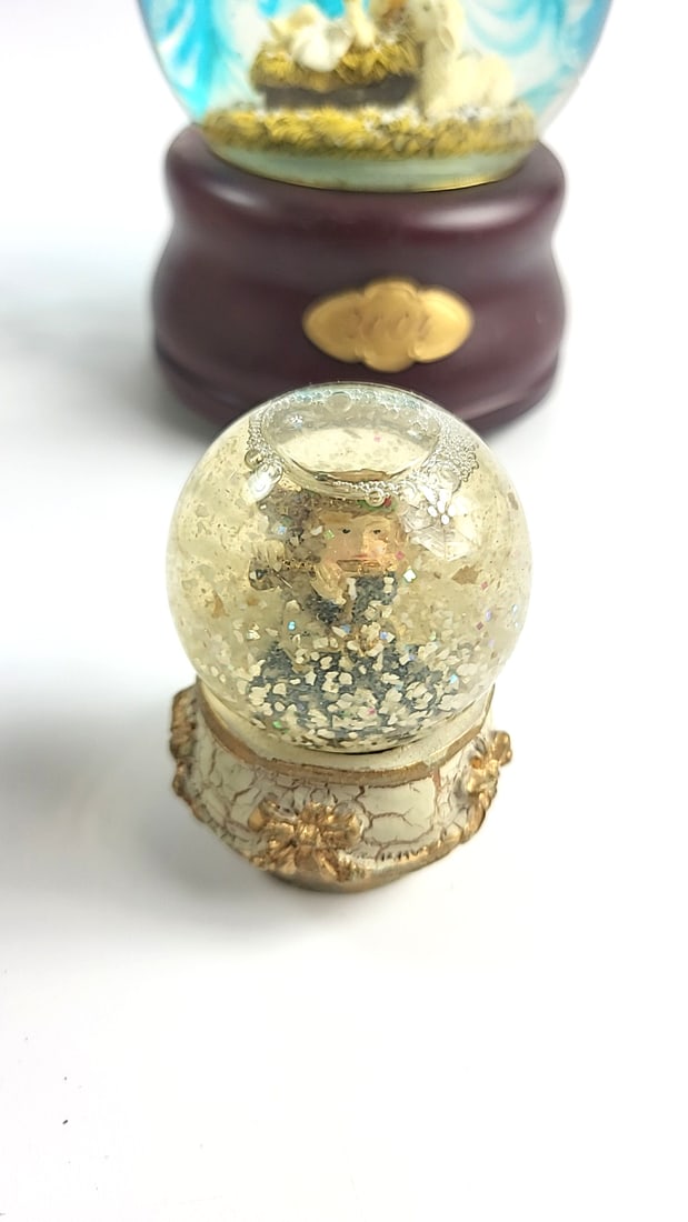 Vintage Snow Globe Collection: Lighthouse, Nativity 2004, Snowmen, Ship, - 5