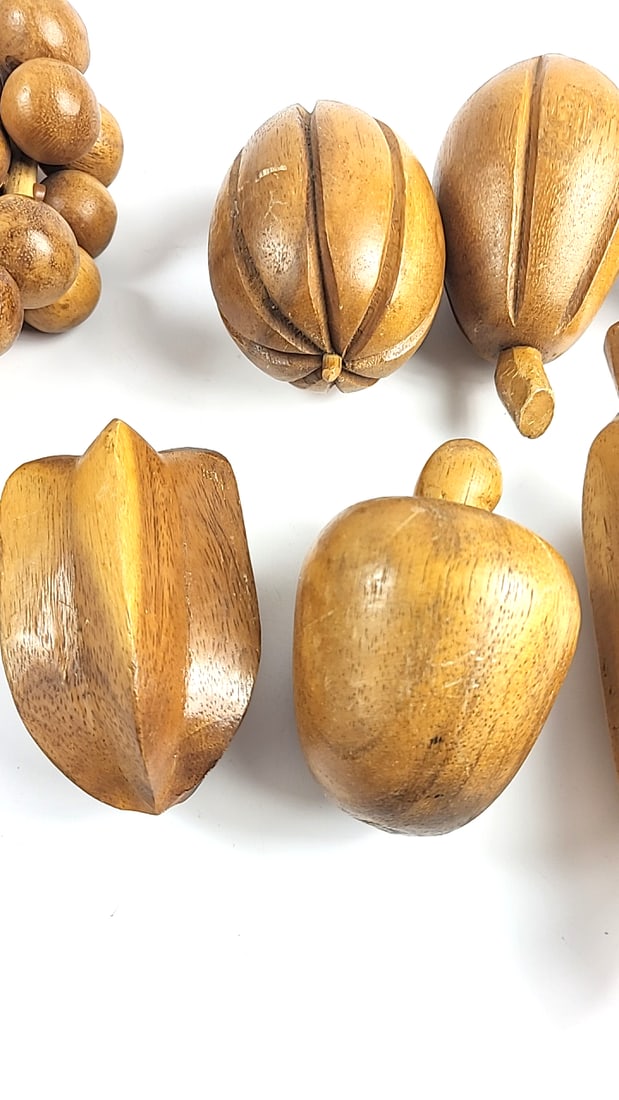 Vintage Wooden Fruit DÃ©cor Set - Teak? Grapes, Apple, Banana - Carved Kitchen Display Pro - 3