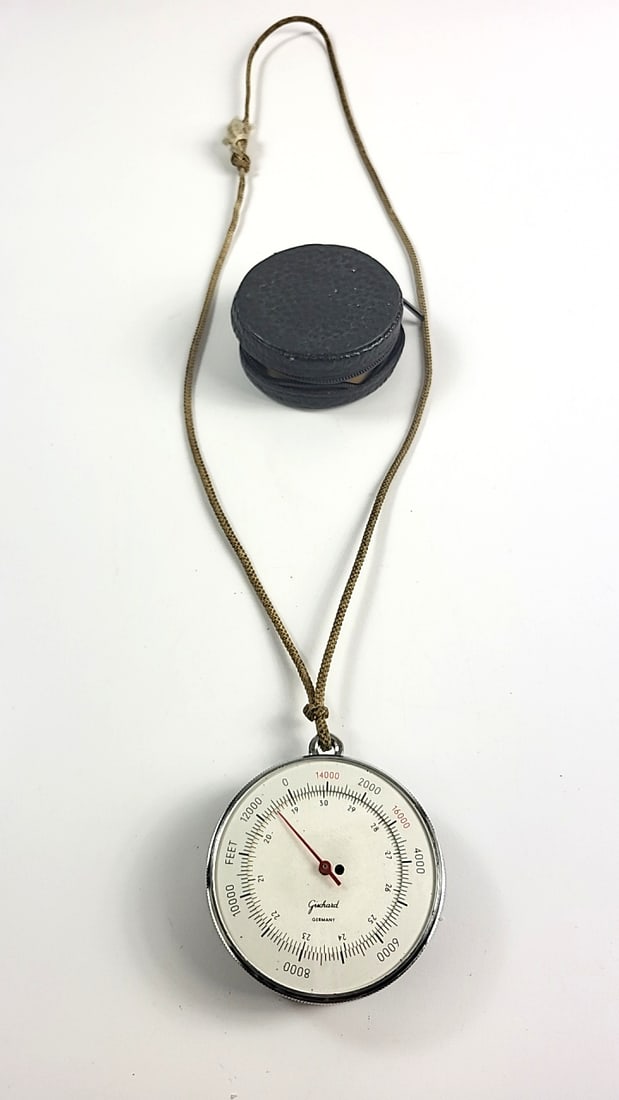 Gichard Germany Altimeter Compass White Face Vintage Collectible Instrument - 2