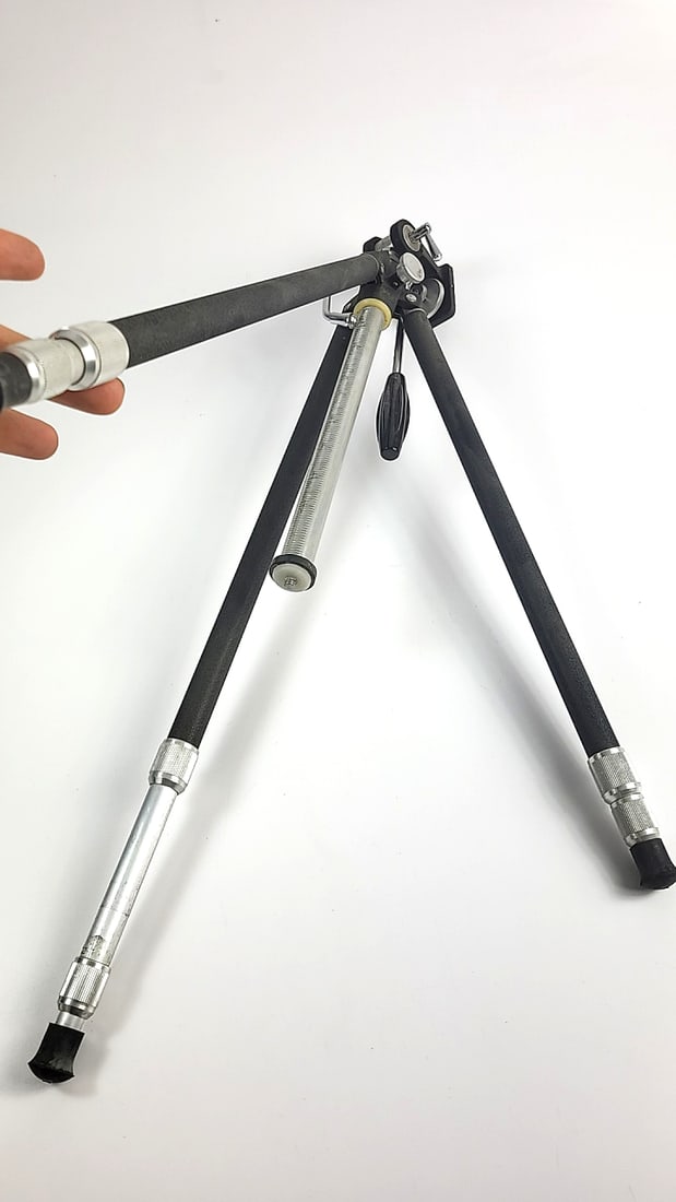 Vintage Challenger 1100 Japan Extens to 4' - Camera Tripod Black Adjustable Aluminum Photo Stand - 4