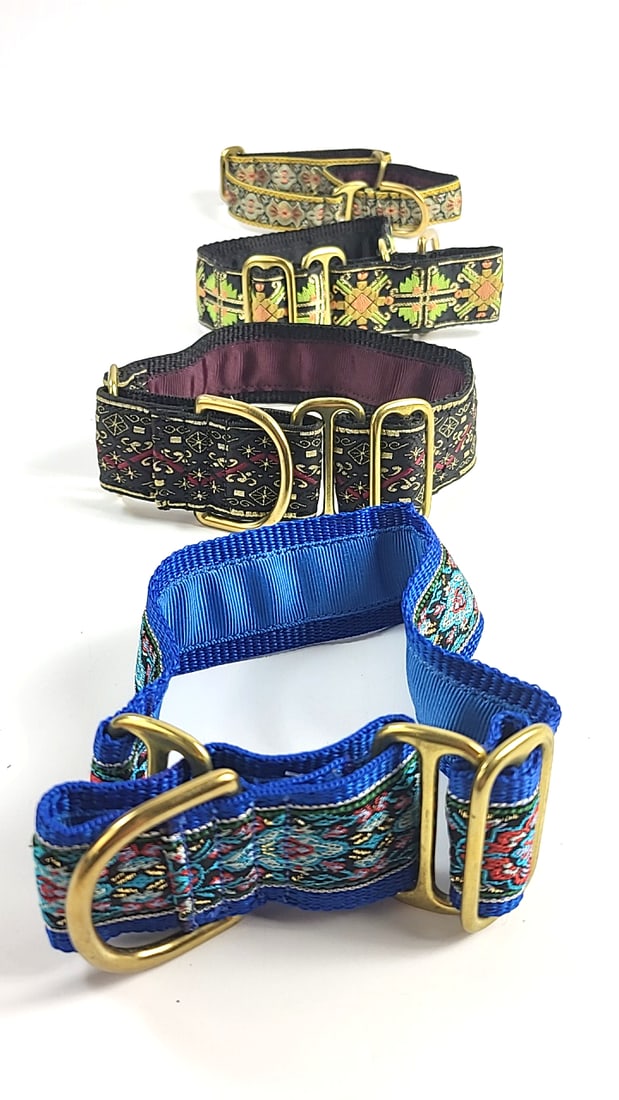 Lot of 4 Medium Greyhound Whippet Adjustable Nylon Dog Collars with Brass Hardware, Stylish & Dur...: This is a general auction of estate goods. All items as as pictured. Local pick up will be on 3/14 at our warehouse in Sodo (3429 Airport Way S) from 10am-1pm. Items not picked up will be subjec