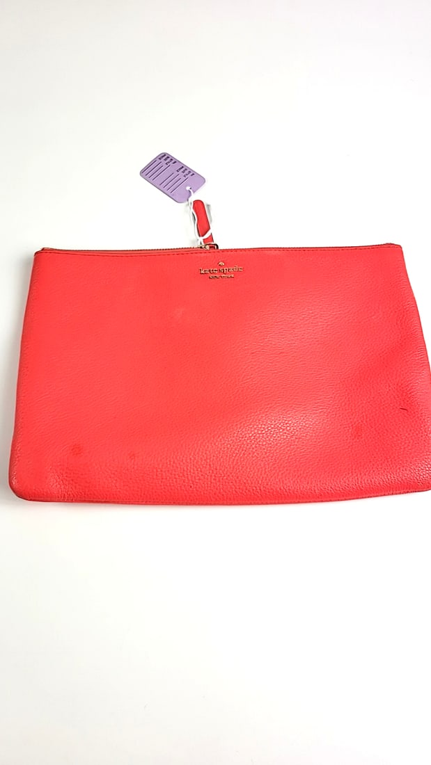 Kate Spade New York Clutch Bag Red Leather Wristlet Zippered Handbag: This is a general auction of estate goods. All items as as pictured. Local pick up will be on 3/14 at our warehouse in Sodo (3429 Airport Way S) from 10am-1pm. Items not picked up will be subjec