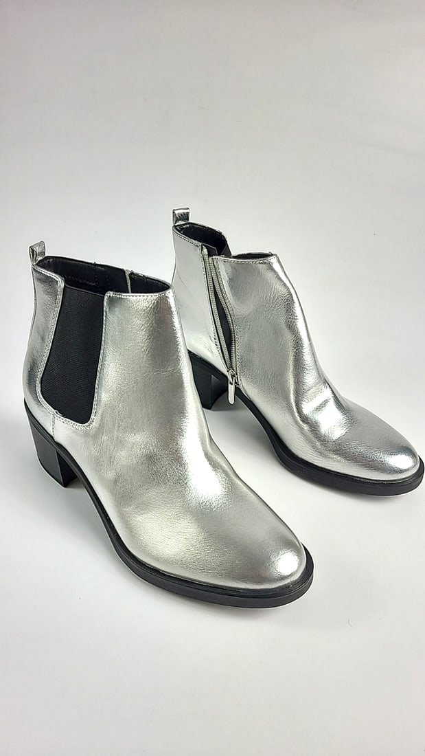 Libby Edelman 8.5 Womens Silver Ankle Boots Side Zipper Block Heel Shiny Metallic Style (1 of 10)