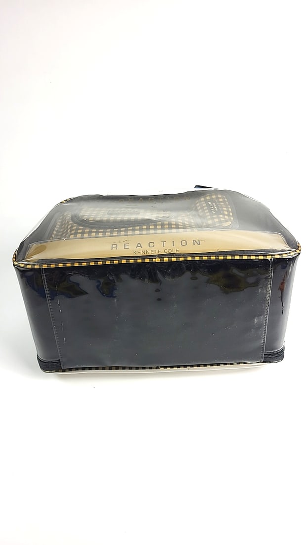 Vintage Kenneth Cole Reaction 15 Piece Travel Set Plaid Pattern - 10