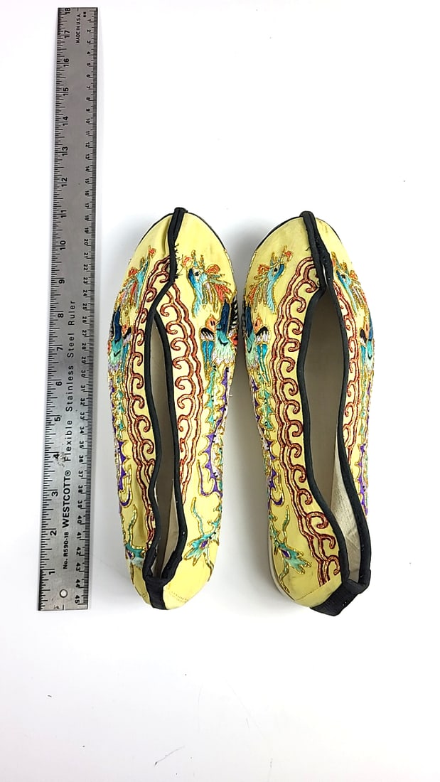 (1) Vintage Embroidered Chinese Opera House Slip-On Shoes Size 37 Yellow Multicolor Dragon Design - 8