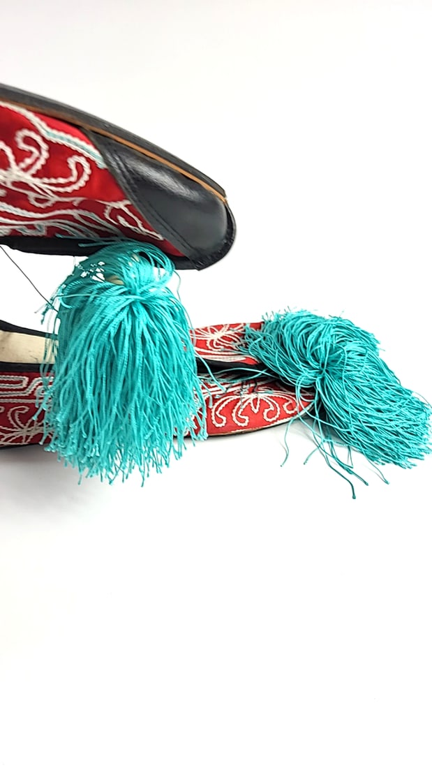 Vintage Embroidered Chinese Opera House Slip-On Shoes Red Multicolor Design - 4