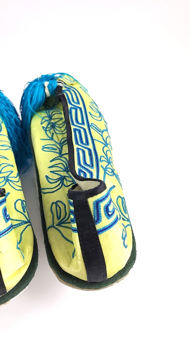 Vintage Embroidered Chinese Opera House Slip-On Shoes With 2" Middle Platform Size see pics Yello... - 8