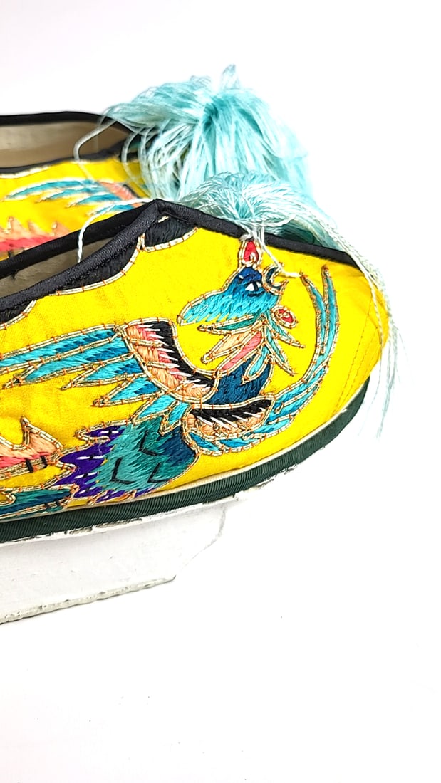 Vintage Embroidered Chinese Opera House Slip-On Shoes With Middle Platform Size 40 - See Pics Yel... - 2