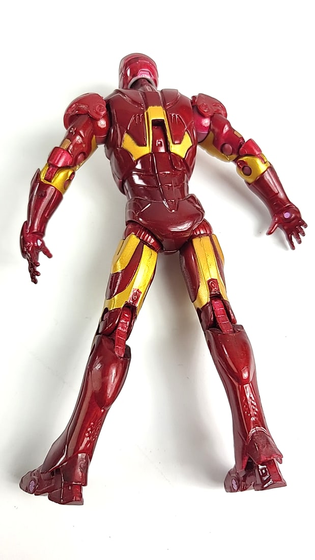 Marvel - Hasbro 2008 Iron Man Action Figure Red & Gold Toy Collectible - 2