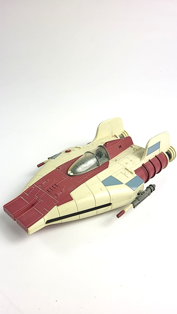 1997 Lucasfilm Star Wars Starfighter Replica Model Toy - Beige/Red - Vintage Collection Edition T... (1 of 7)