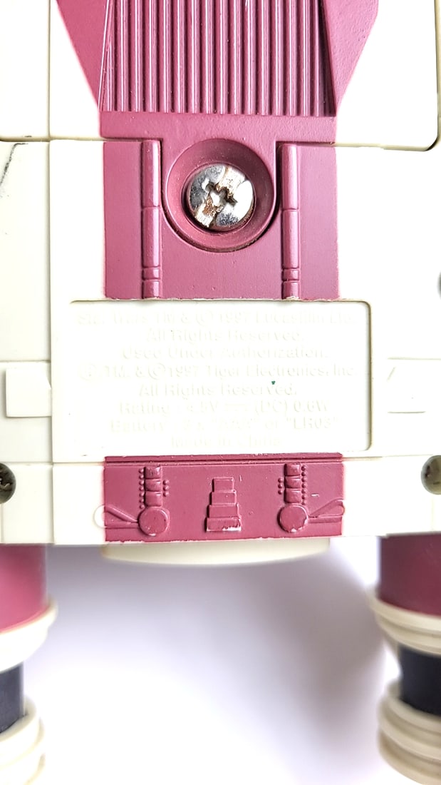 1997 Lucasfilm Star Wars Starfighter Replica Model Toy - Beige/Red - Vintage Collection Edition T... - 2