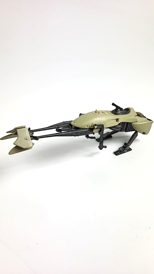 Vintage 1983 Lucas Film Star Wars Speeder Bike Model Toy - Beige & Black - Collectible Sci-Fi Rep... (1 of 7)