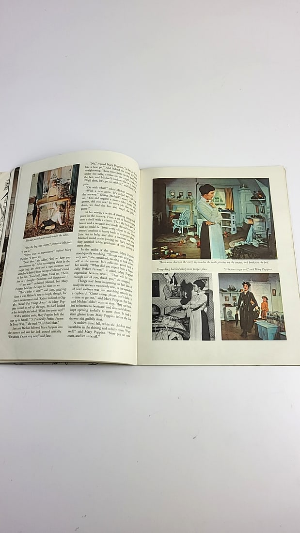 Disney Mary Poppins Book Golden Press Vintage Illustrated Collectible 1964 - 11