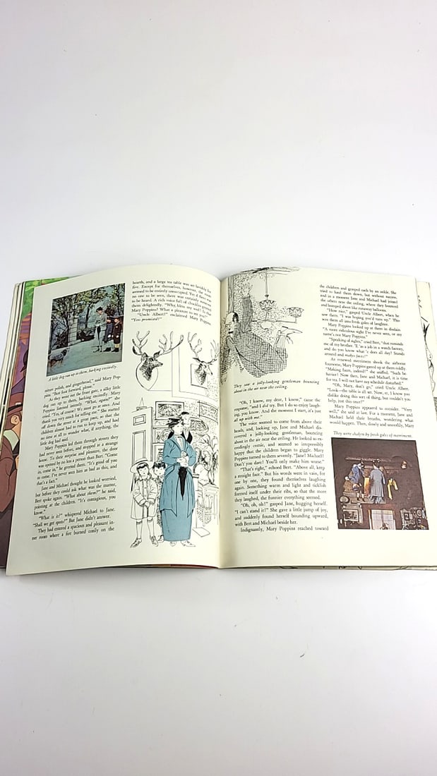 Disney Mary Poppins Book Golden Press Vintage Illustrated Collectible 1964 - 17
