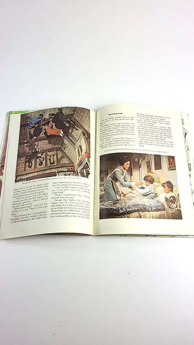 Disney Mary Poppins Book Golden Press Vintage Illustrated Collectible 1964 - 18