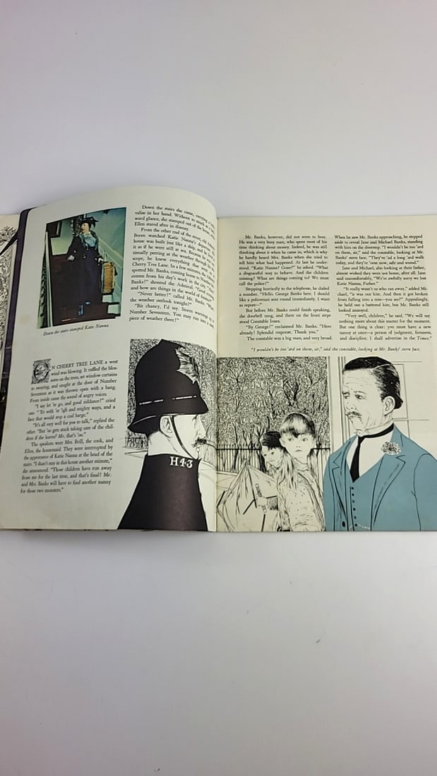 Disney Mary Poppins Book Golden Press Vintage Illustrated Collectible 1964 - 6