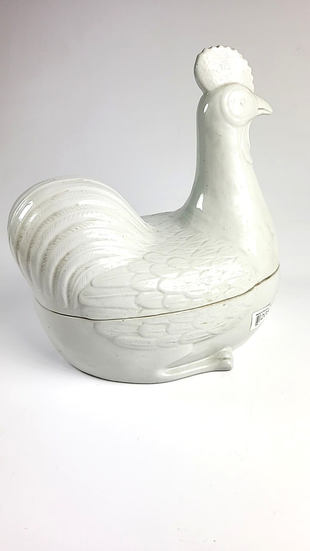Large Ceramic Hen Shaped Tureen Lidded Dish White Rooster Design Kitchen Decor - Made In Japan? - 8