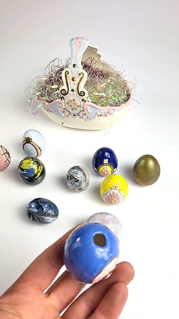 Vintage Ceramic Easter Egg Basket with 10 Unique Ceramic Eggs - Floral Design - Pastel Colors - S... - 3