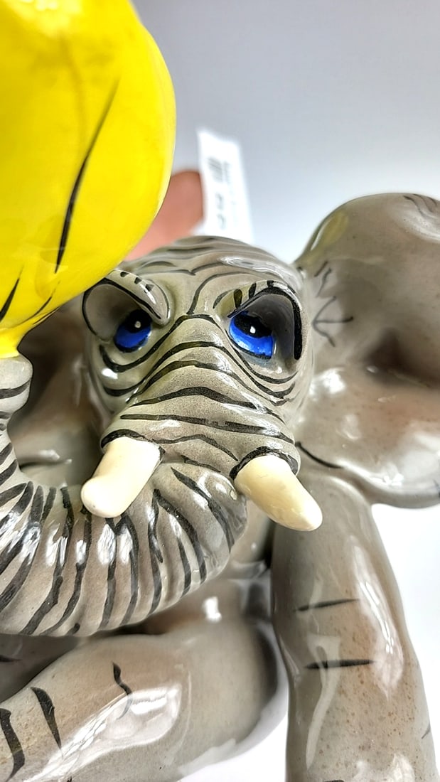 Vintage Swak Ceramic Elephant Figurine Ceramic (Looks New) Handcrafted With Artist Signature - See - 6