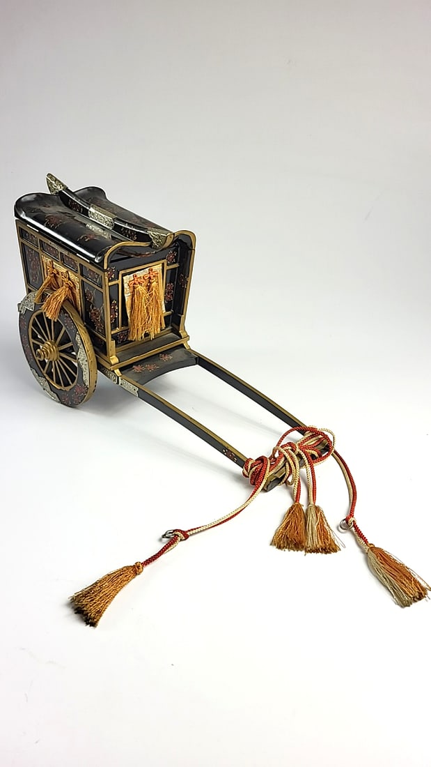 Vintage FAR EAST Oriental Musical Jewel Box - SWAN Japan - Hand-Pulled Cart Model with Tassels: This is a general auction of estate goods. All items as as pictured. Local pick up will be on 3/14 at our warehouse in Sodo (3429 Airport Way S) from 10am-1pm. Items not picked up will be subjec