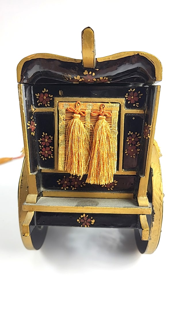Vintage FAR EAST Oriental Musical Jewel Box - SWAN Japan - Hand-Pulled Cart Model with Tassels - 3