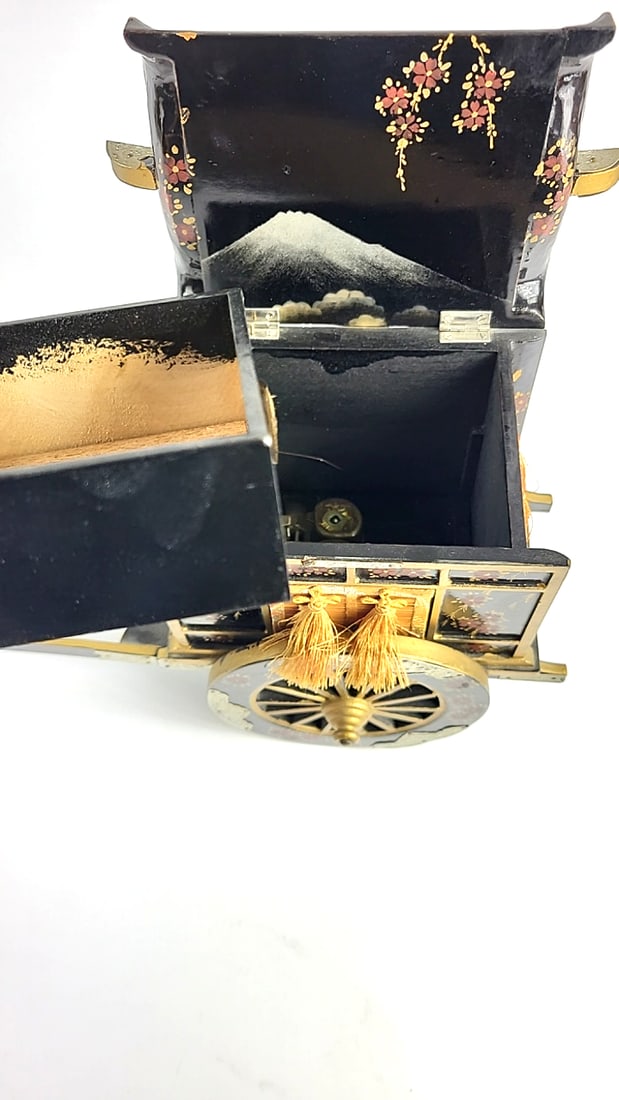 Vintage FAR EAST Oriental Musical Jewel Box - SWAN Japan - Hand-Pulled Cart Model with Tassels - 6