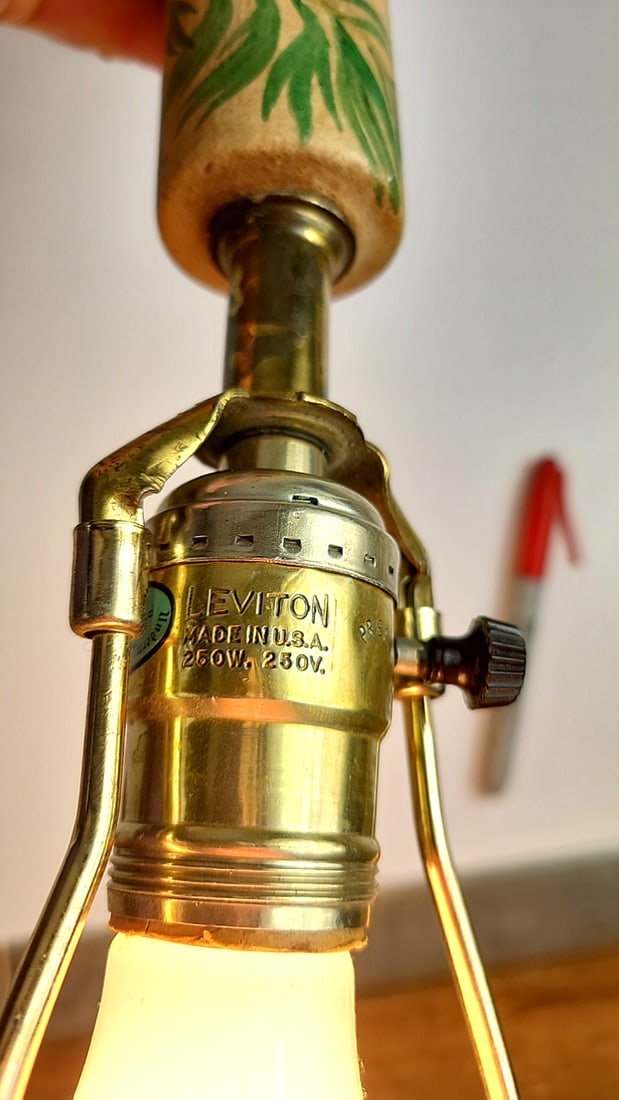 Vintage Leviton Brass Base Lamp With Ceramic Midsection - Classic Design - ðŸ’¡ - 2