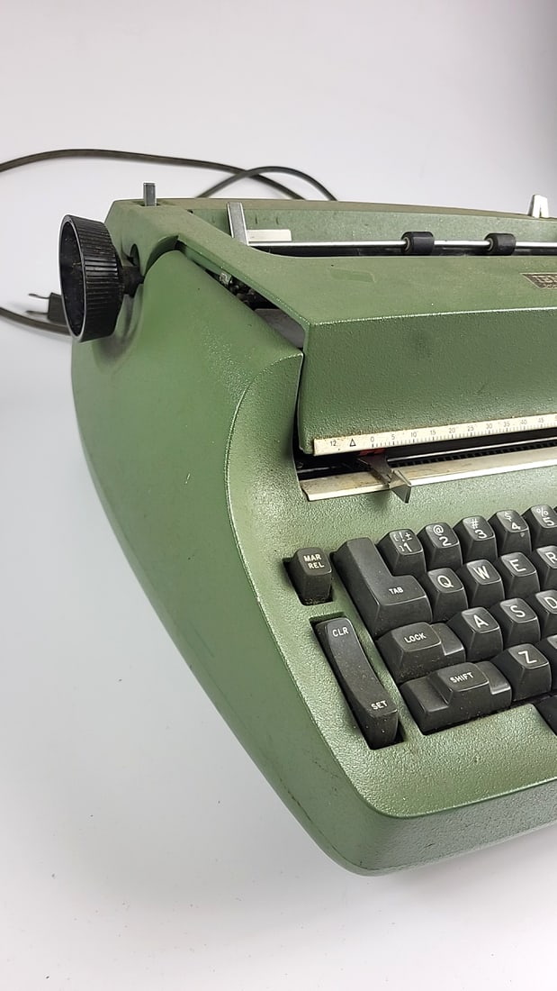 IBM Selectric Typewriter Vintage Green Electric Keyboard Retro Office Machine - Untested - 10