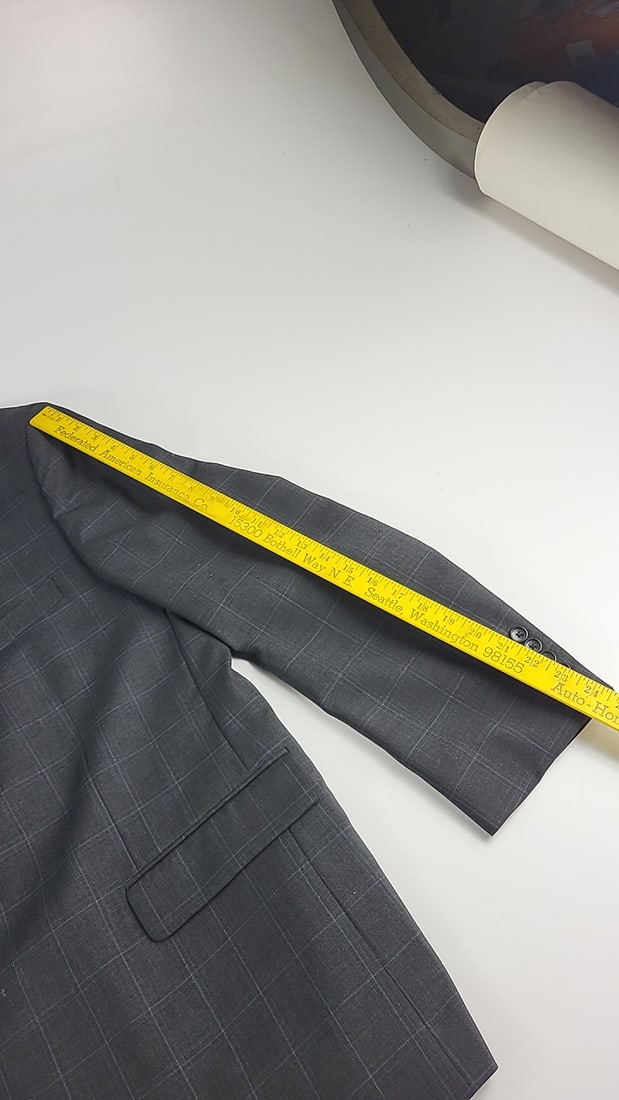 Jones New York 3 Piece Mens Suit 100% Wool Plaid Jacket - Vest - Pants - See Pics For Sizing - 6