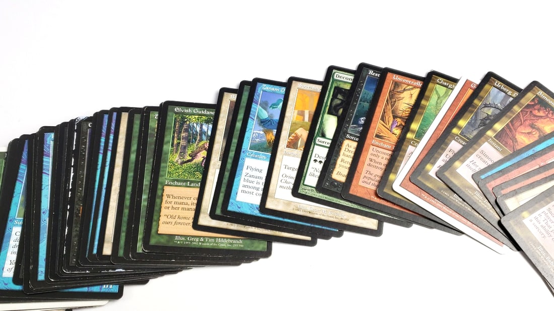 Magic: The Gathering Trading Cards 100 Count Or So Wizards Of The Coast Lot 9 - 8