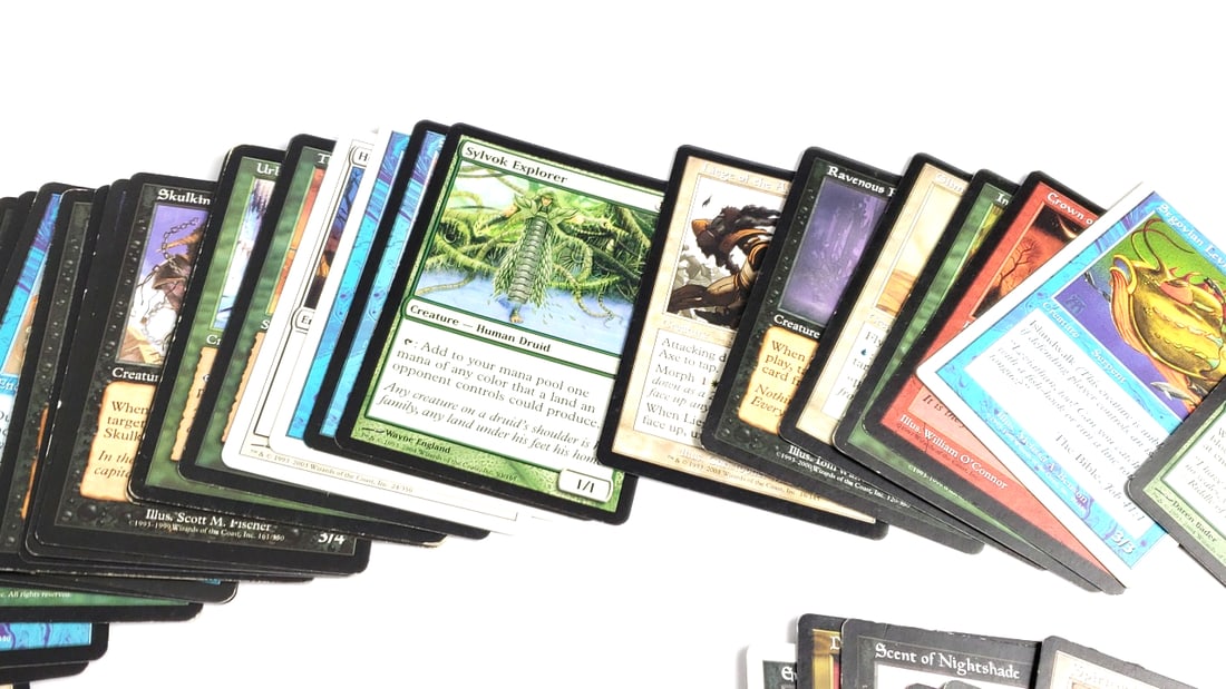 Magic: The Gathering Trading Cards 100 Count Or So Wizards Of The Coast Lot 10 - 11