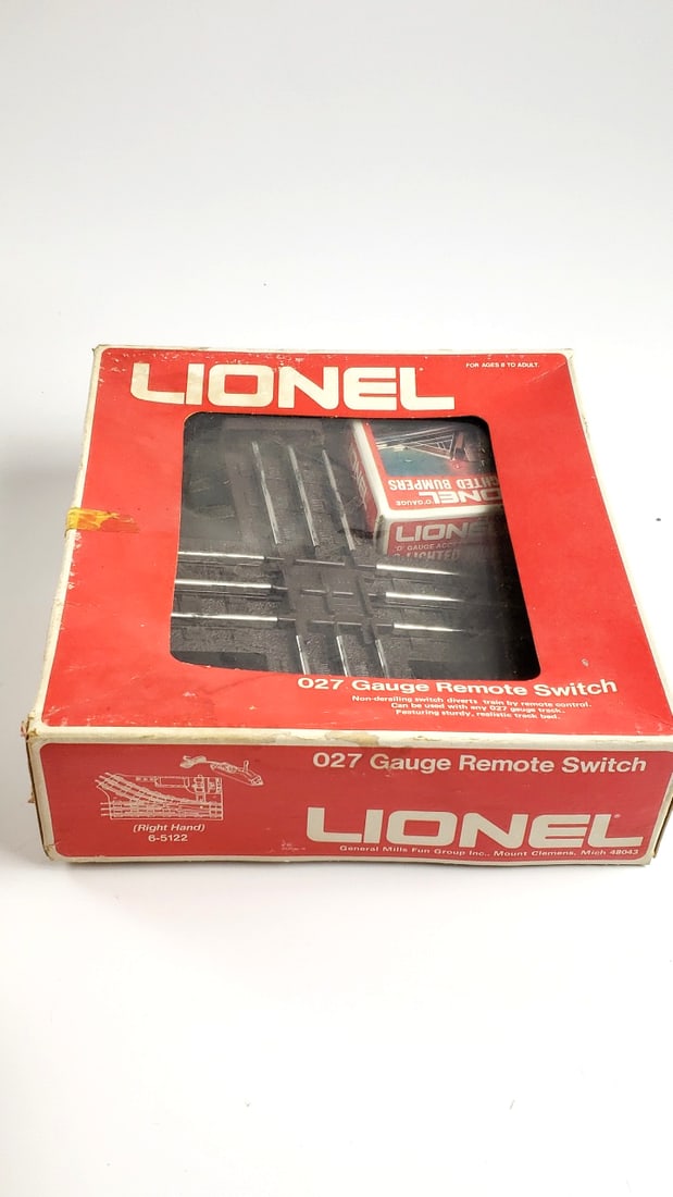 Lionel 027 Gauge Remote Switch Right Hand Model 6-5122 (1 of 7)
