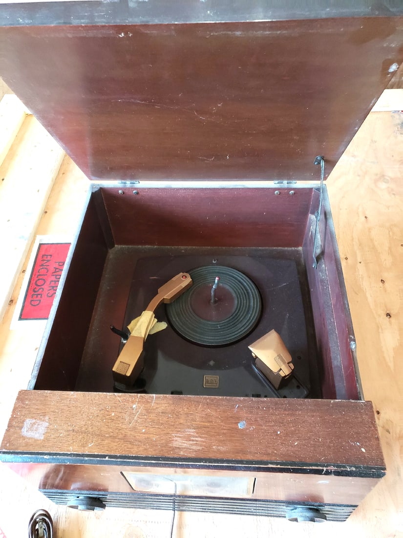 Radiola 75ZU Superheterodyne Radio Serial No. B015407 UNTESTED - 3