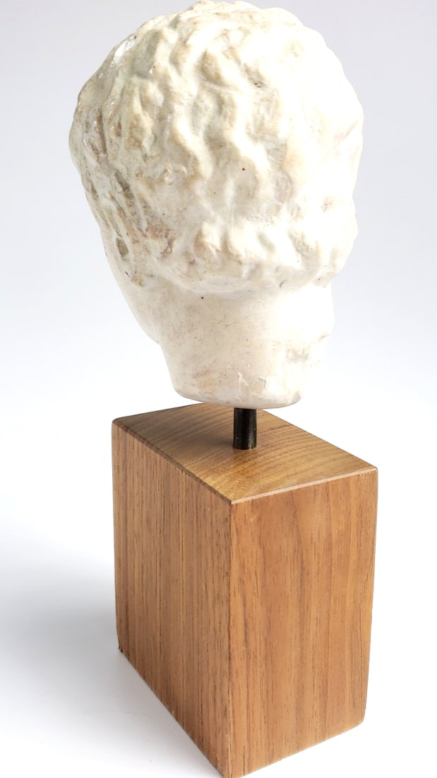Small Roman-Style Alvastone Head Bust on Wooden Plinth - 3
