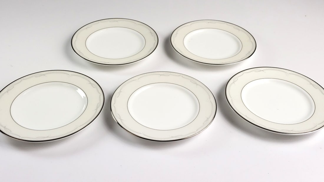 Waterford "Prestige" Bone China Five 5" Plates: Nice Height: 5 High Estimate: 80 Low Estimate: 30 Width: 5