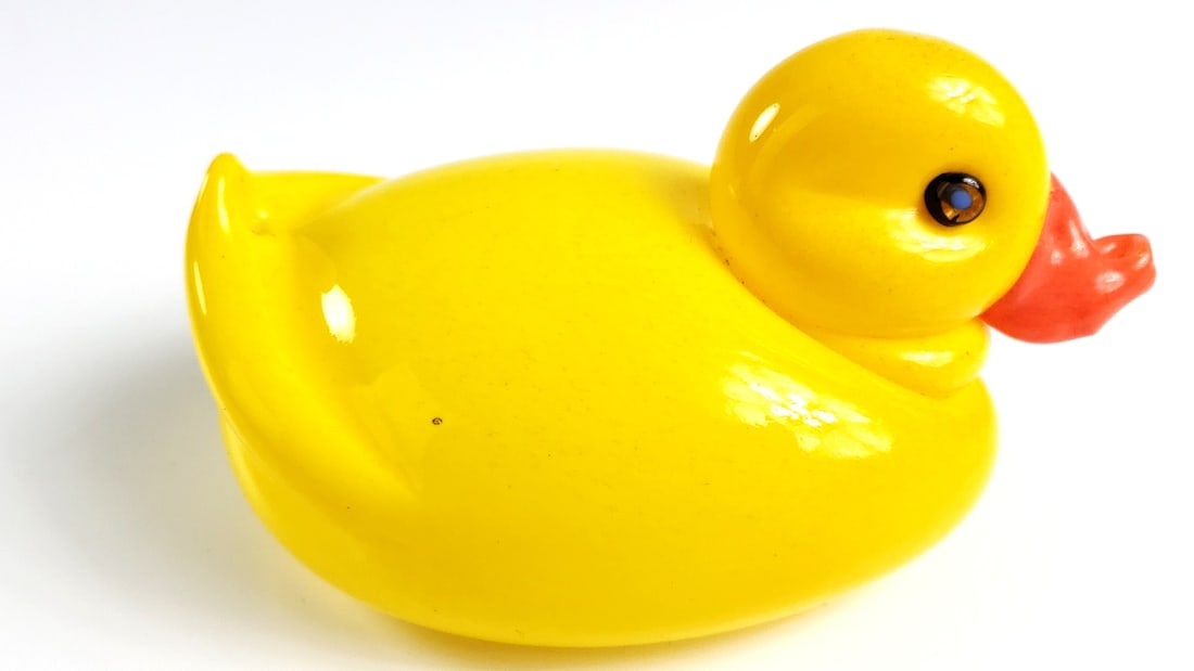 Blythe Duckies Glass Duck Figurine, Yellow, Seattle Art Museum Edition - 5