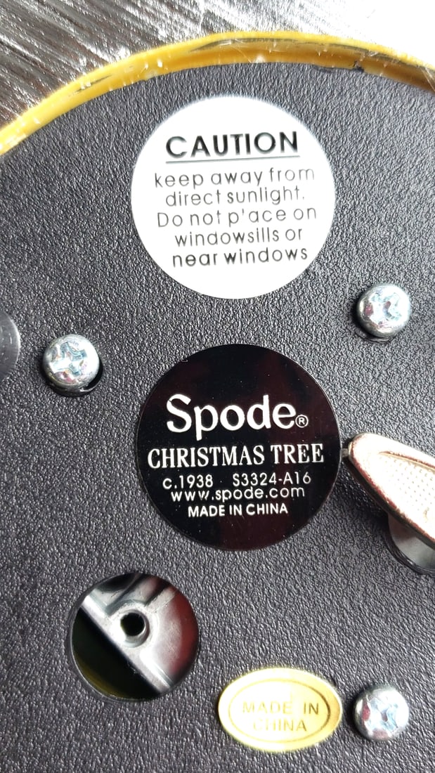 Spode Christmas Tree Snow Globe with Box - 2