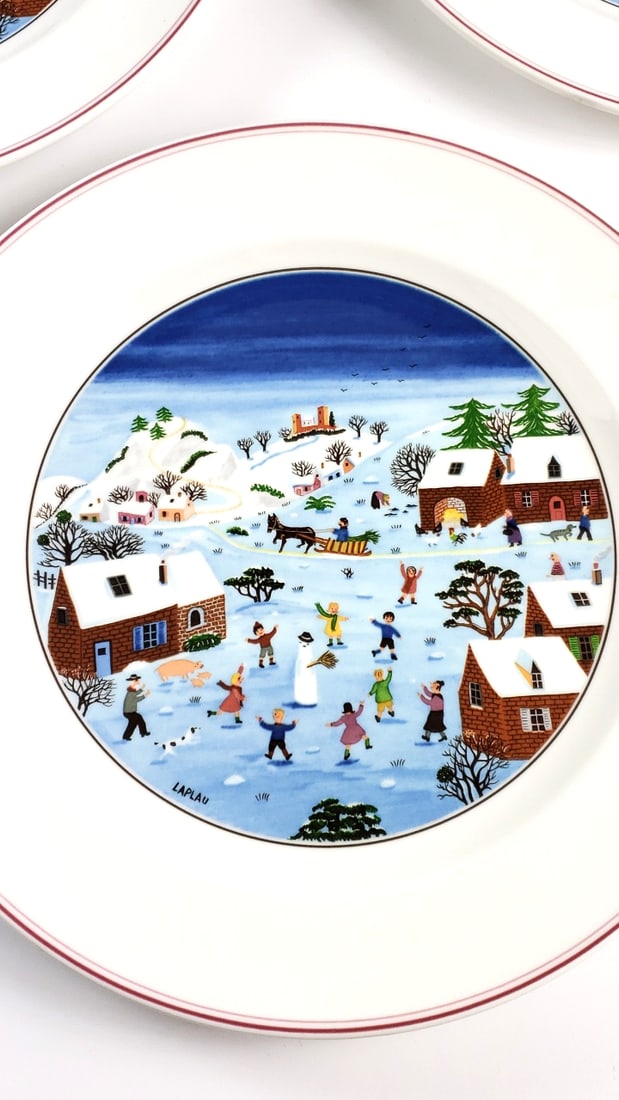 Set Of 5 Villeroy & Boch Naif Christmas Vitro-Porcelain 10" Plates, Dishwasher & Microwave Safe - 2