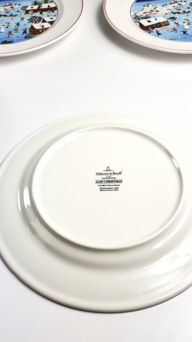 Set Of 5 Villeroy & Boch Naif Christmas Vitro-Porcelain 10" Plates, Dishwasher & Microwave Safe - 5