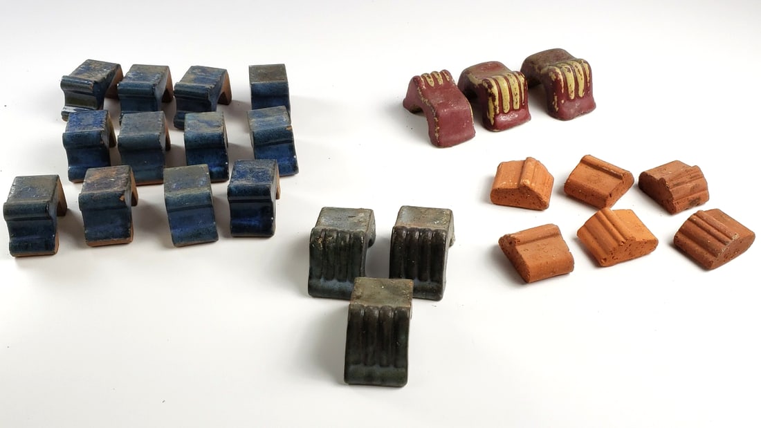 Lot Of Vintage Ceramic Plant Pot Feet Blocks / Lifts Risers with Various Colors and Textures: Good Width: 1 Height: 2 Low Estimate: 15 High Estimate: 150