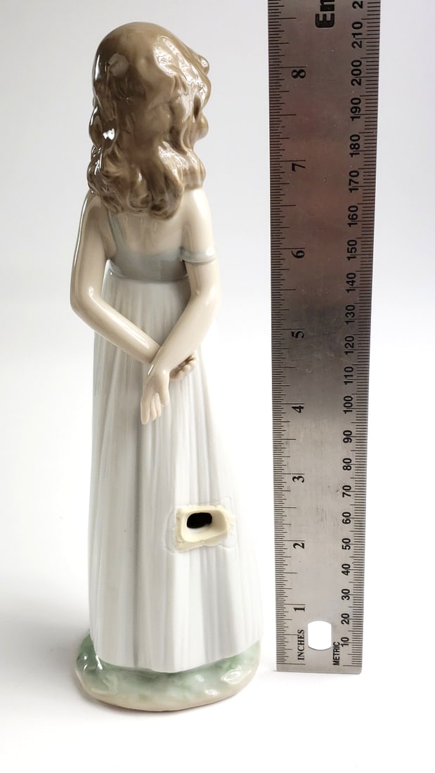 Lladro 22085 Hand Made Spain Porcelain 2005 Events Creation - 6