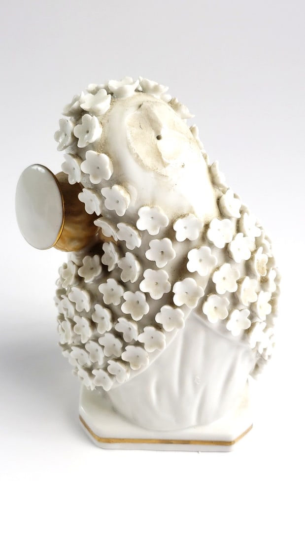 Vintage Porcelain Mother and Child Figurine with Flower Details - 3